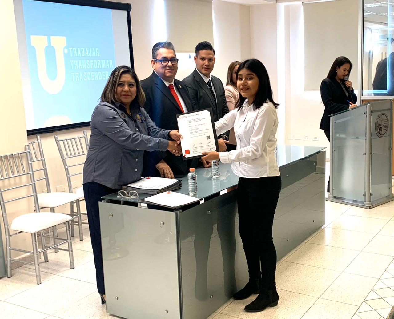 Entrega de certificados a docentes y alumnos de nivel medio superior de la UANL | Grupo Eduit | Grupo Eduit.